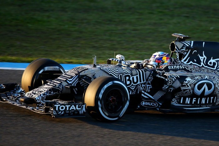 F1: Ricciardót felpörgette a jó rajt 199 F1: Ricciardót felpörgette a jó rajt 199