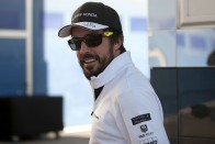F1: Előbb-utóbb átfestik a McLarent 130