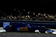 F1: Nem a szponzoroknak villantott a Sauber 133