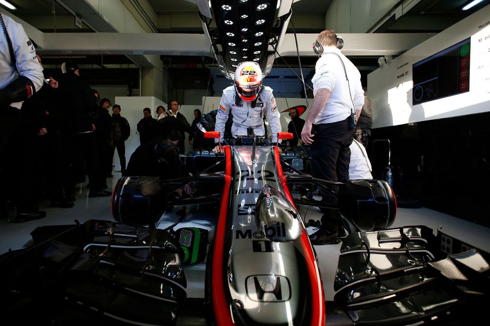 F1: A Mercedes eddig tényleg csak altatott 61