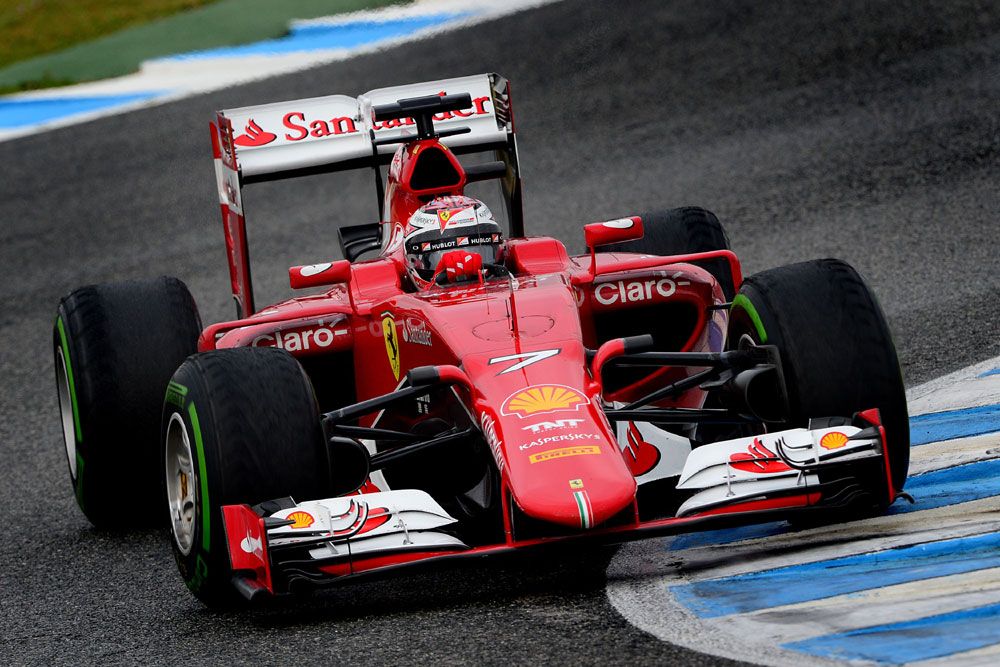 F1: Vettel az élen nyitott a Ferrarival 69