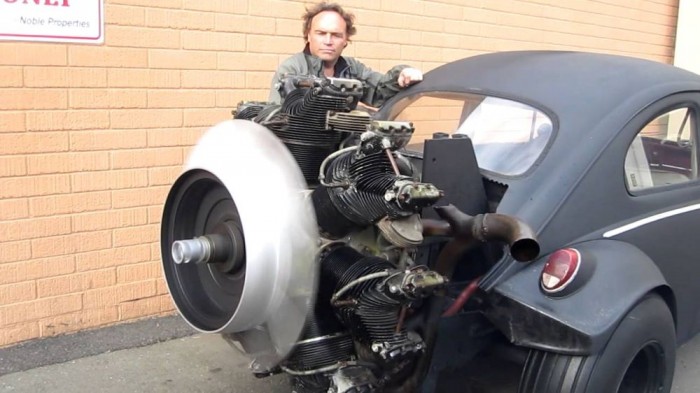 Szabadságon a józanság: Autók csillagmotorral 9