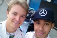Rosberg: Én vagyok Hamilton kedvence 25