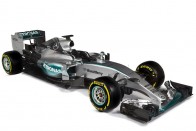 F1: A Mercedes az utolsó pillanatig variál 18