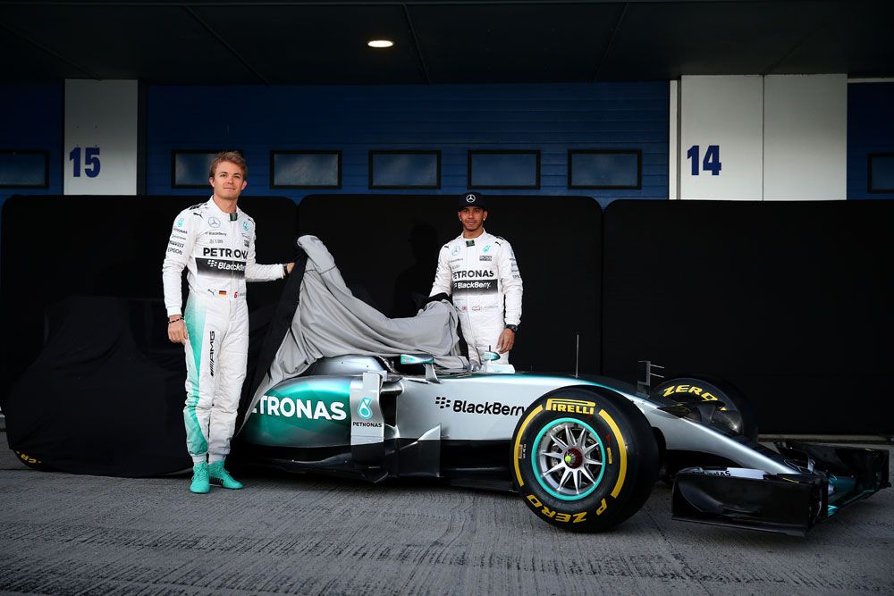 F1: Megérkezett a bajnoki autó 8