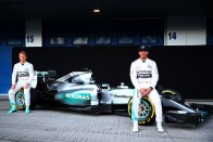 F1: Megérkezett a bajnoki autó 21