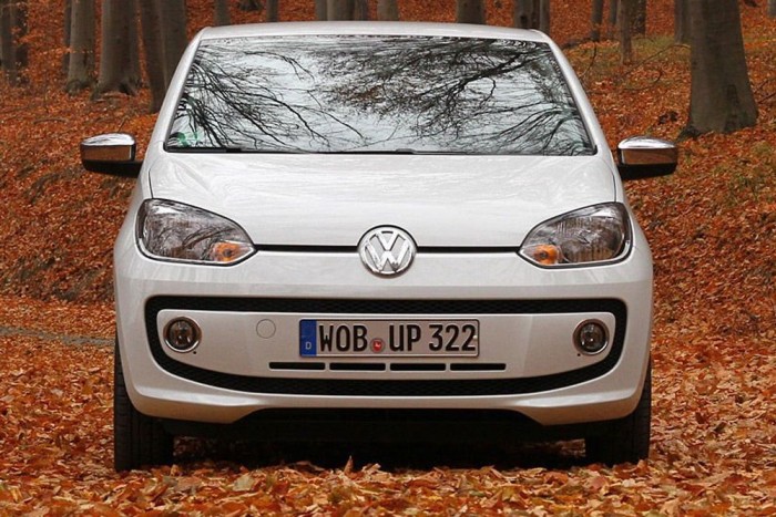 4.: Volkswagen Up! - 5,39 literre jött ki a VW Up németországi átlagfogyasztása. 4 liter alatti átlagot csupán két sofőr tudott vele autózni, míg a maximumot, 7 liter feletti eredményt, többen is képesek elérni. 376 autó adataiból jött ki az amúgy a Citigo-val szinte minden porcikájában megegyező kiskocsi átlaga.