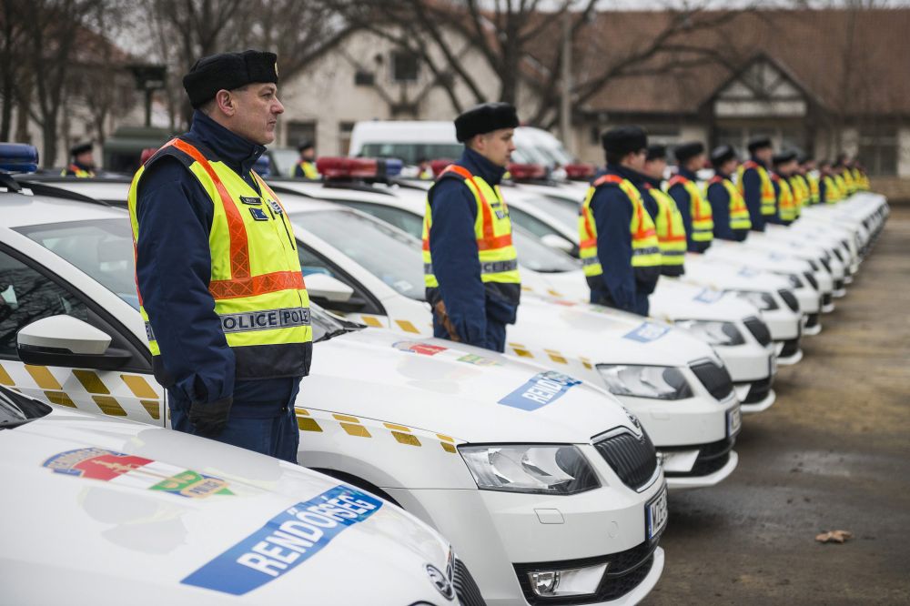 A nap képe – új autókat kaptak a szabolcsi rendőrök 5