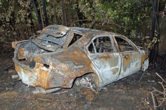 Halálra égett autójában egy ember a 3-as főúton