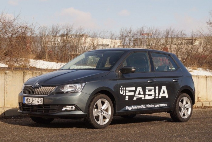 Itt az új Fabia! Ami egy régi Polo 83 Divatosan szögletes, harcias, nem rosszak az arányai: úgy látszik, Fabiából minden második lesz szép