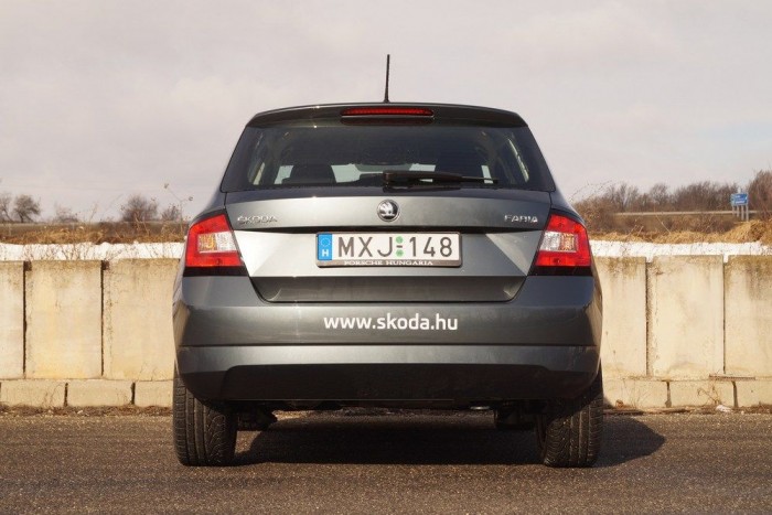 Jobb kiállású a szélesebb, alacsonyabb új Fabia elődjénél