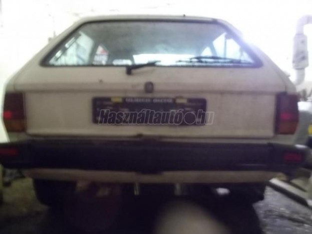 Csajozós Ford eladó, svájci előélettel, alkudni ér 6