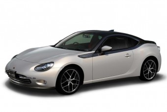 Ősz parókát kapott a virgonc sportkocsi