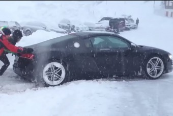 Attól, hogy mind a négy kerék hajt, nem biztos, hogy ki tudsz jönni a hóból