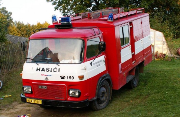 És akkor az Avia begurult a menzára 11 És akkor az Avia begurult a menzára 11