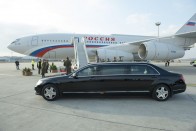 Bréking: a legelső fotó Vlagyimir Putyin luxus-Mercedeséről, amivel Budapesten jár.