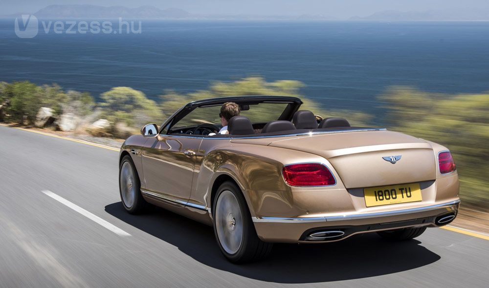 Megújult a Bentley kupécsaládja 8