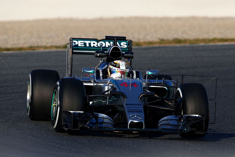 F1: Maldonado Ferrarit verte, a tesztpilóta önmagát 4