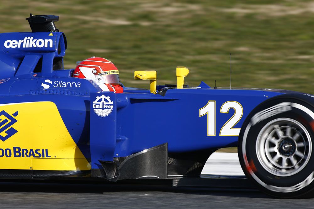 F1: Maldonado Ferrarit verte, a tesztpilóta önmagát 11