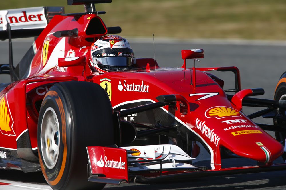 F1: Maldonado Ferrarit verte, a tesztpilóta önmagát 14