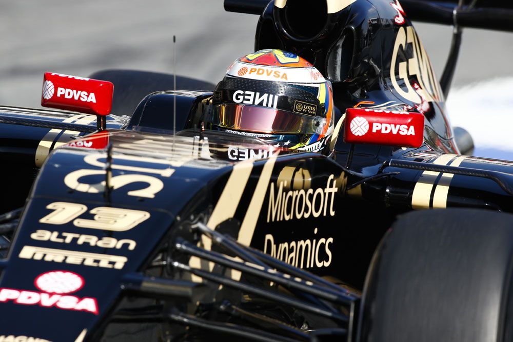F1: Maldonado Ferrarit verte, a tesztpilóta önmagát 19
