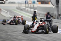 F1: Maldonado Ferrarit verte, a tesztpilóta önmagát 159