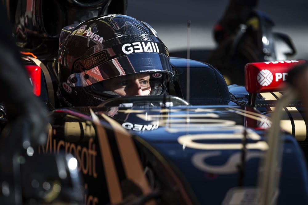F1: A Lotus odavágott, Alonsót kórházba vitték 78
