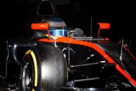F1: A szél miatt ment falnak Alonso 177