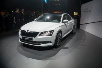 Az új csúcs-Škoda hatalmasabb, mint hittük