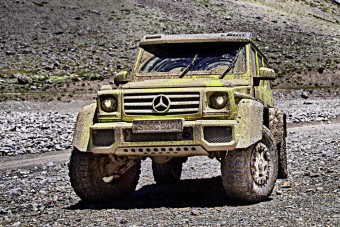 Brutál offroader a négyzeten