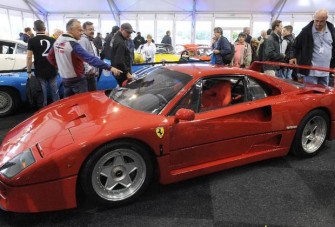 Megmondtuk milyen autót vegyen Vettel, meg is vette