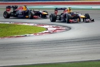 Webber: A Red Bullnak árthat Vettel lelépése 21