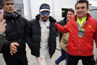 F1: Az orvosokon múlik, versenyezhet-e Alonso 28