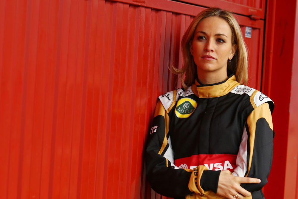 F1: Spanyol szépséget igazolt a Lotus 5