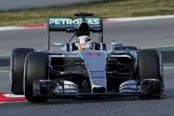 F1: Mindenkinél gyorsabb a Mercedes 57
