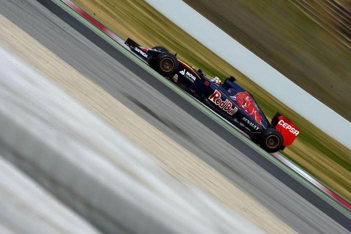 F1: Katasztrófa a McLarennél, Massa az élen 7