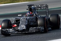 F1: Tempót villantott a Merci, áttörés a McLarennél 86