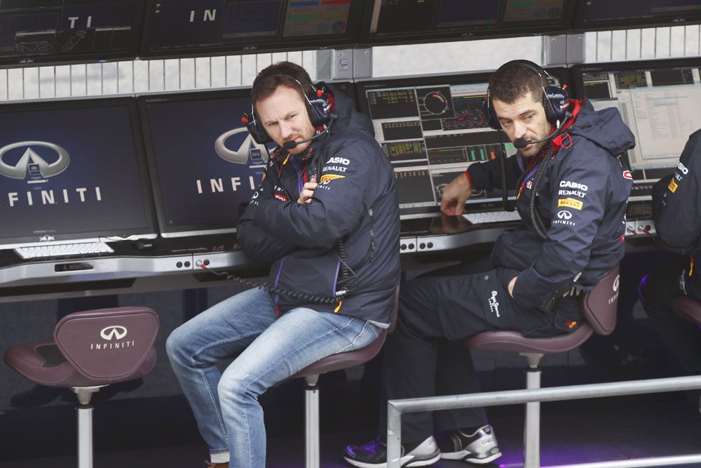F1: Katasztrófa a McLarennél, Massa az élen 38