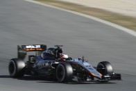 F1: Tempót villantott a Merci, áttörés a McLarennél 93
