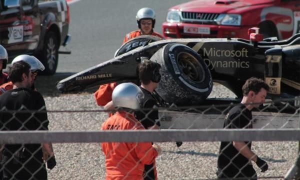 F1: Tempót villantott a Merci, áttörés a McLarennél 52
