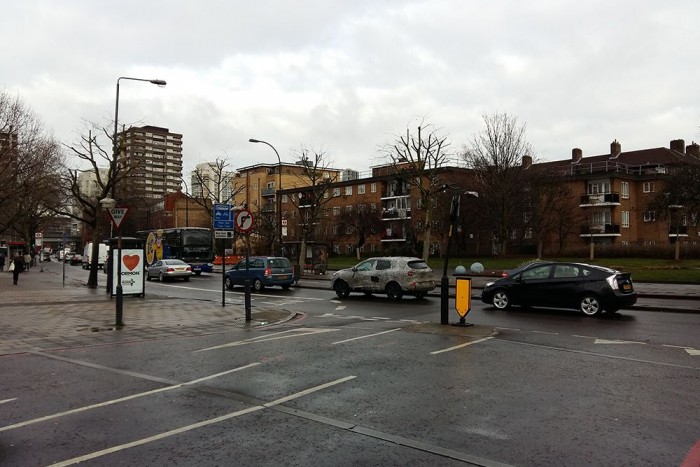 Olvasónk álcázott franciát fotózott Londonban 3 | Vezess Olvasónk álcázott franciát fotózott Londonban 3