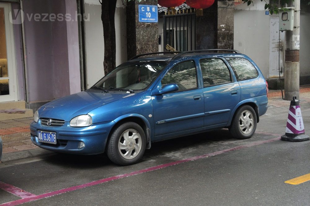 Dél-Amerikából lehet ismerős a Corsa kombi változata