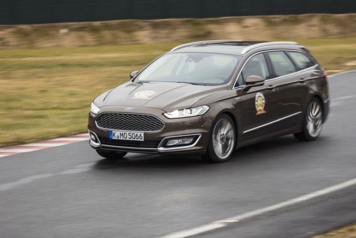 A Passat az Év Autója – Így szavazott zsűritag kollégánk 5 Ford Mondeo - tágas és biztonságos