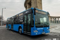 Ma 100 éves a budapesti buszközlekedés 34