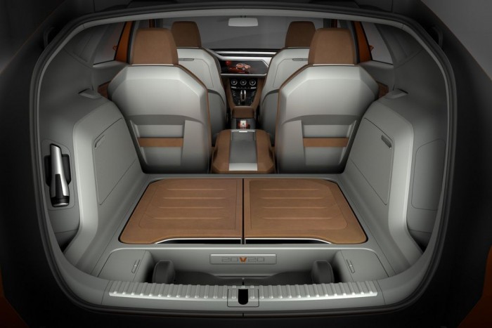 Szabadidőjárművel erősít a SEAT 6 | Vezess Szabadidőjárművel erősít a SEAT 6