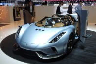 Vérszomjas hiperhibrid a Koenigsegg Regera 34