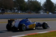 F1: Két autó, három pilóta, bajban a Sauber 21