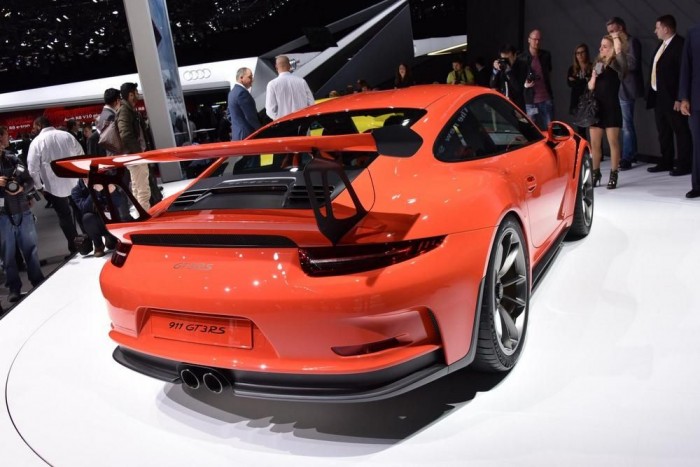 Nincs nála keményebb 911-es 4