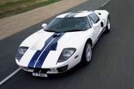 4. 2004 Ford GT - 7m 52s