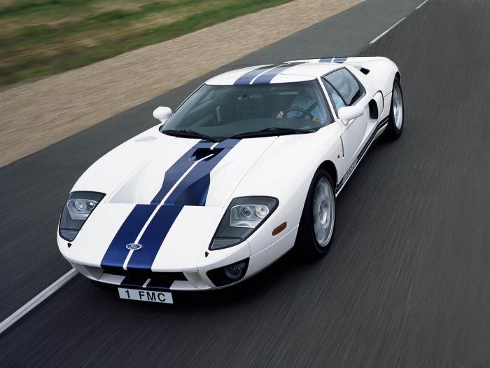 4. 2004 Ford GT - 7m 52s